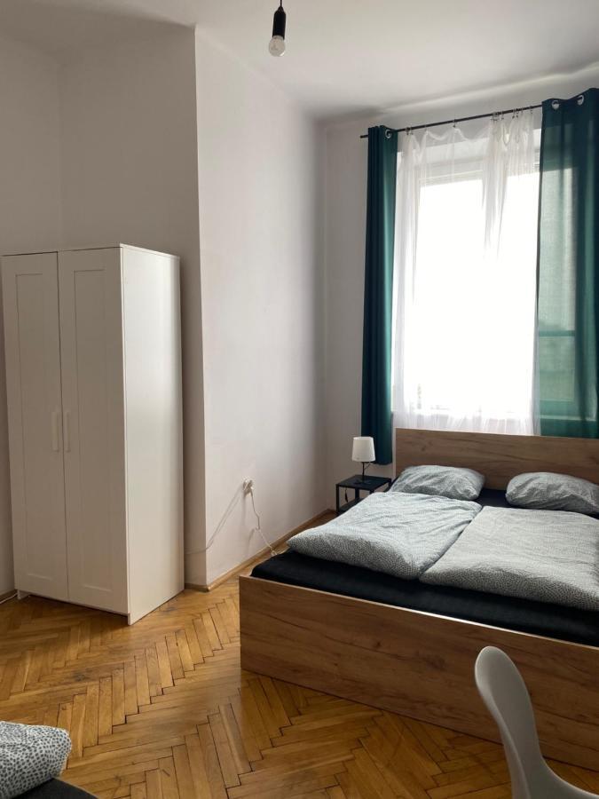 Best View Old Town Rooms Краков Экстерьер фото